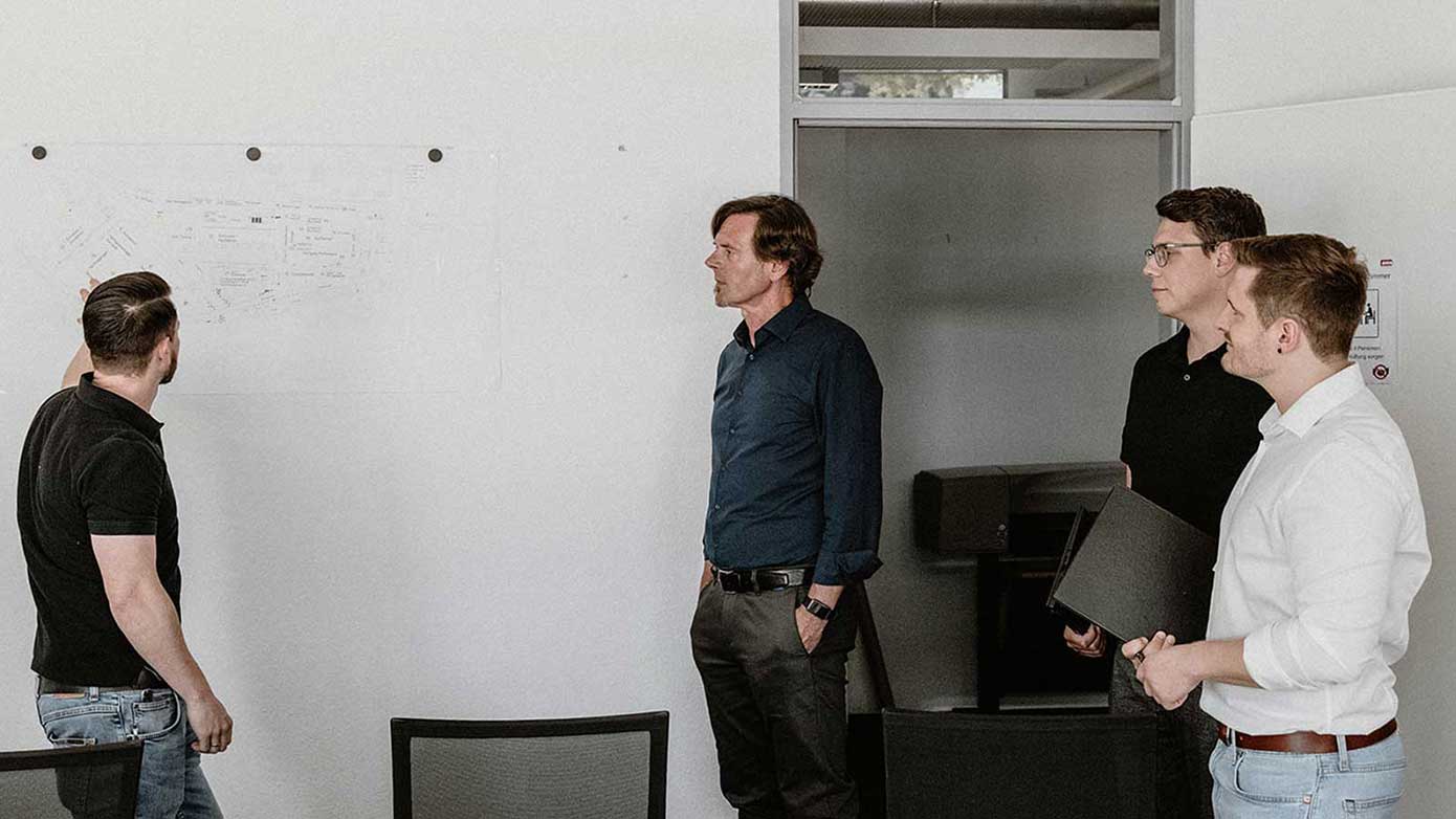 Teambesprechung bei der Tenag GmbH